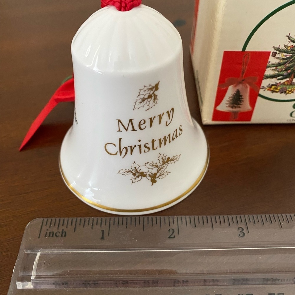 Vintage Spode Christmas Tree Bell Ornament 4th in Series | Made in England - Picture 5 of 6